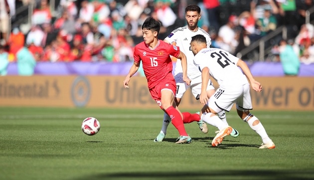 TRỰC TIẾP Iraq 0-0 Việt Nam (H1): Việt Nam bị từ chối bàn thắng - Bóng Đá