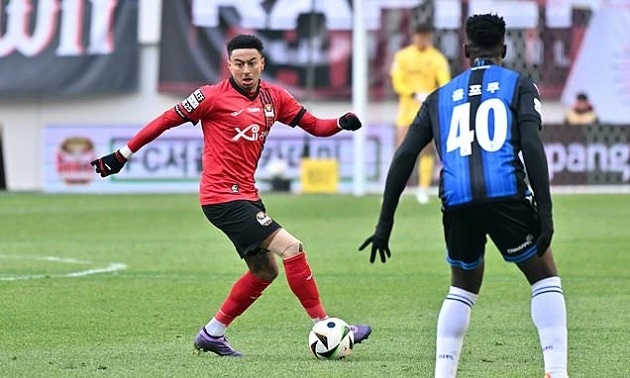 LIN BUSINESS Jesse Lingard home debut in South Korea sets K-League record as army of fans descend on ‘Lingard Zone’ before kick-off - Bóng Đá