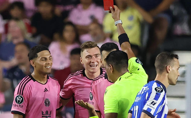 Why did David Ruiz receive three yellow cards for Inter Miami against Monterrey? - Bóng Đá
