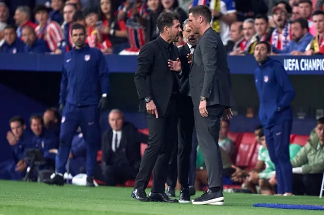 Borussia Dortmund explain touchline clash with Diego Simeone after Champions League defeat - Bóng Đá