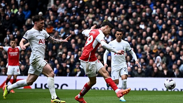 TRỰC TIẾP Tottenham 0-2 Arsenal (H1): Saka ghi bàn - Bóng Đá