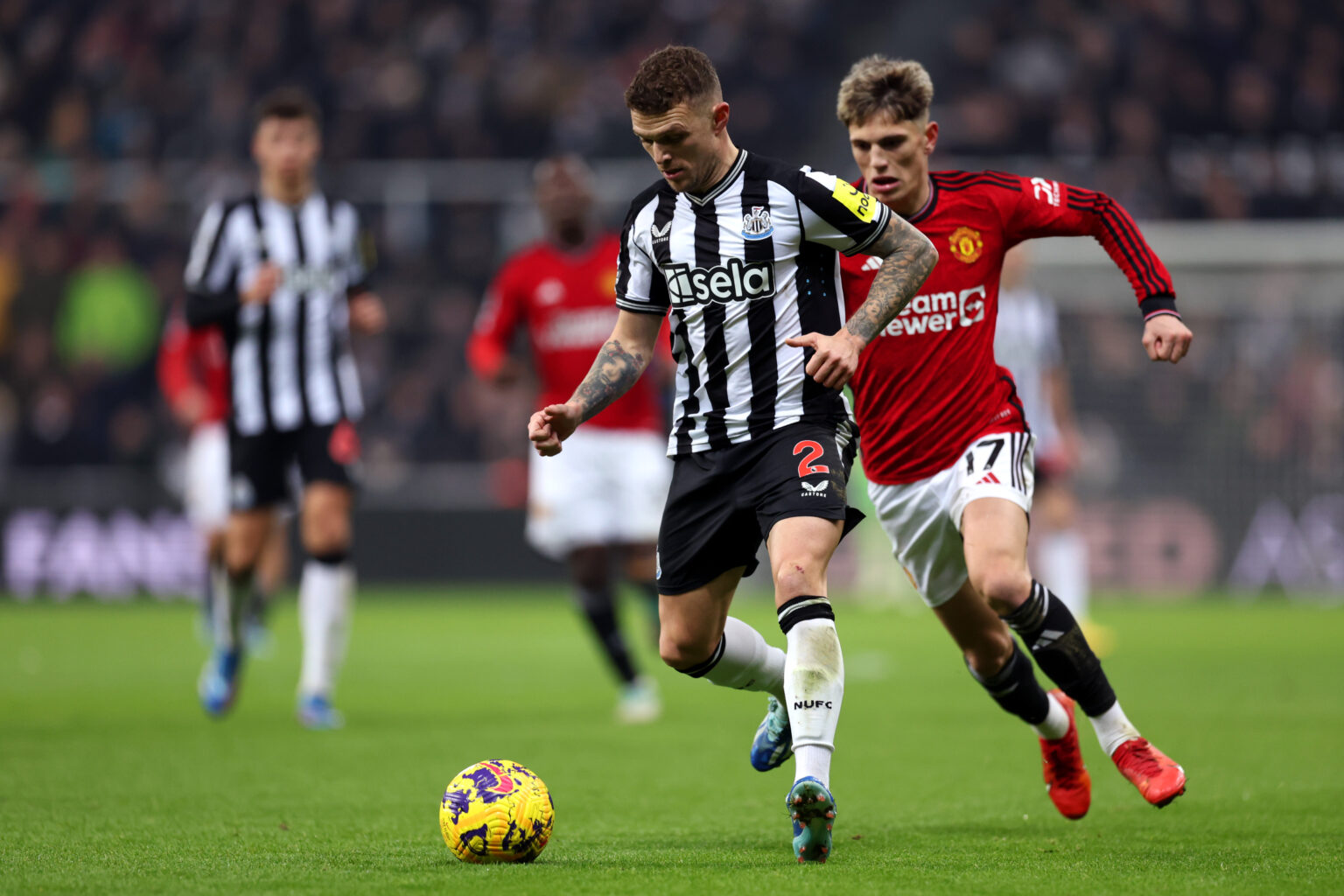 Ảnh bài viết 'Tôi yêu Man Utd, việc gia nhập Old Trafford đã rất gần'