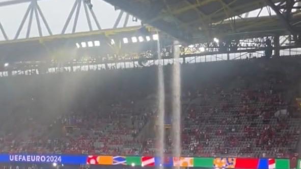 Hình ảnh Old Trafford bất ngờ xuất hiện ở EURO 2024