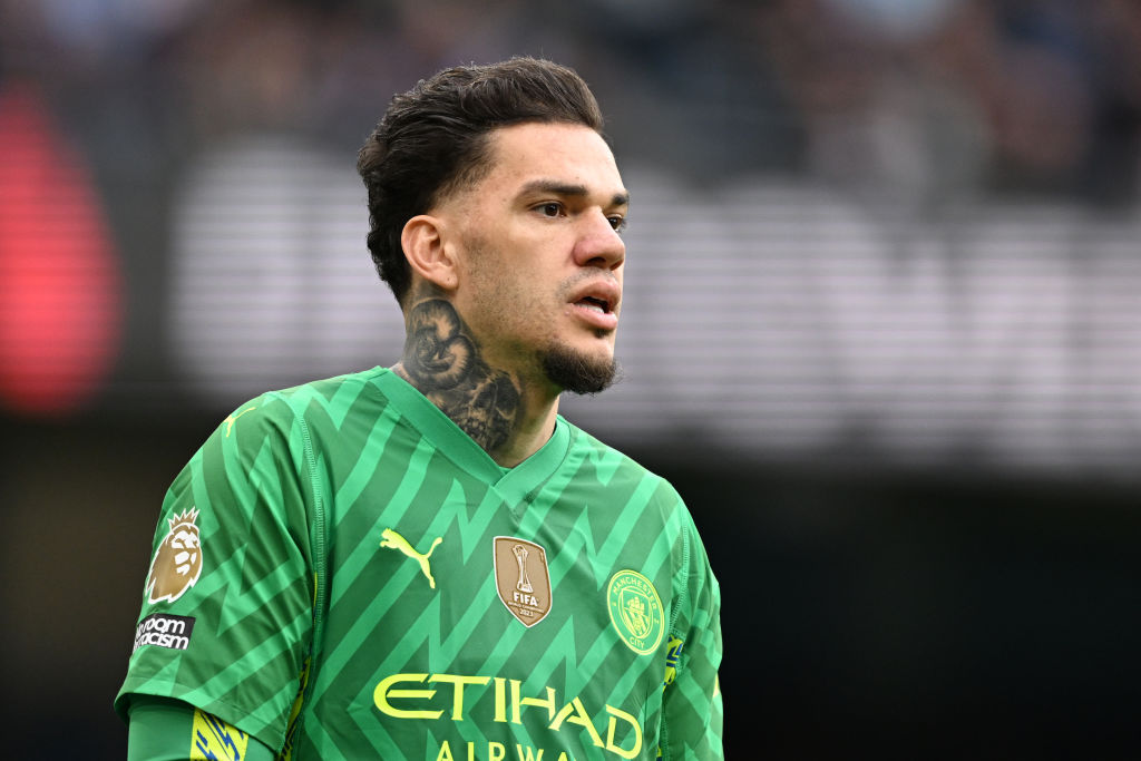 Ảnh bài viết NÓNG! Man City bán đứt Ederson