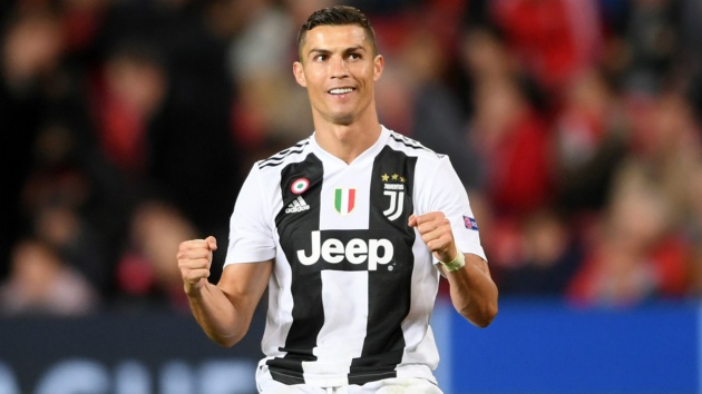 Ronaldo ghi bàn, Juve có 3 điểm nhưng Empoli và Serie A thắng lớn! - Bóng Đá