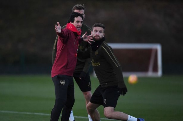 Mustafi tiết lộ 'điều lớn nhất' Emery đã làm tại Arsenal - Bóng Đá