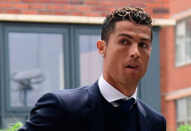 Xong! Ronaldo nhận án tù 2 năm vì tội trốn thuế - Bóng Đá