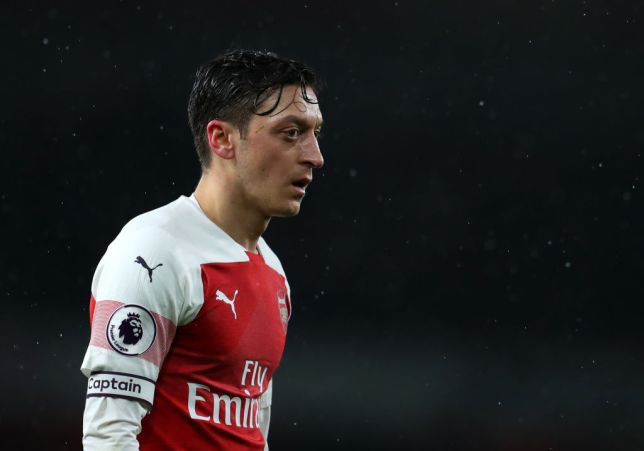 Emery tiên đoán như thần về Ozil ở trận gặp BATE - Bóng Đá