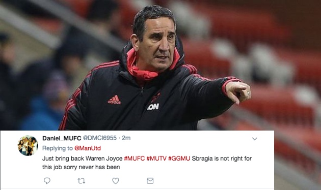 Sốc! Fan Man Utd kêu gọi sa thải huấn luyện viên - Bóng Đá