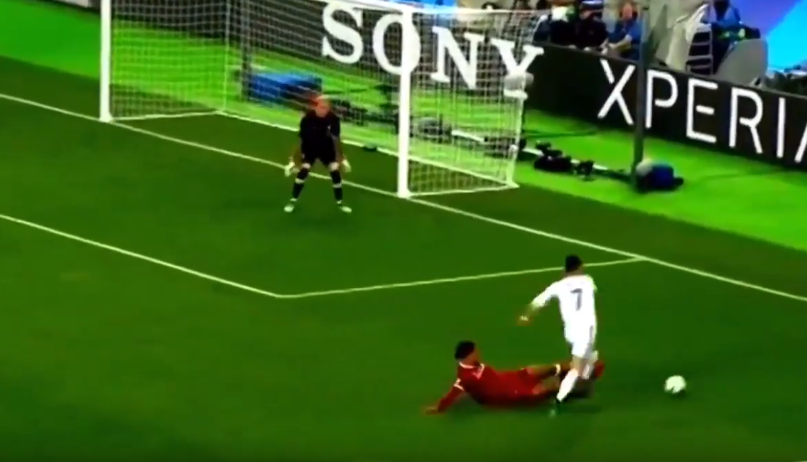 Lần gần nhất đối đầu trực tiếp, Ronaldo có thể qua mặt Van Dijk?