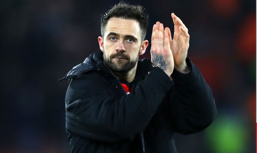 CHÍNH THỨC: Liverpool bán hàng thải giá gấp đôi, thêm tiền mua Depay