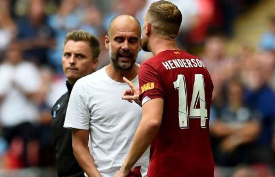 Jordan Henderson marched over and confronted Pep Guardiola during Liverpool v Man City - Bóng Đá