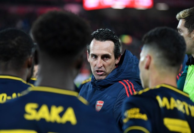 Arsenal players openly ‘taking the p***’ out of Unai Emery as pressure on the manager increases - Bóng Đá