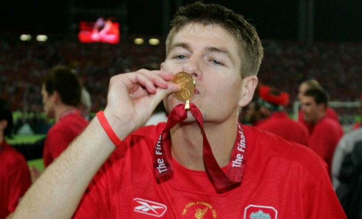 Liverpool won't sign Gerrard to get him Premier league medal, with Liverpool CEO explaining why - Bóng Đá