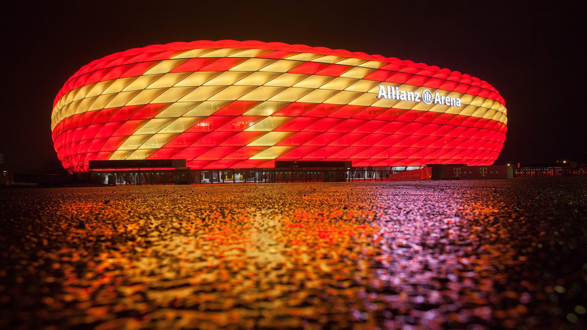 10 SVĐ đông khán giả nhất Châu Âu: MU thua người Đức; Arsenal 'bay màu' - Bóng Đá