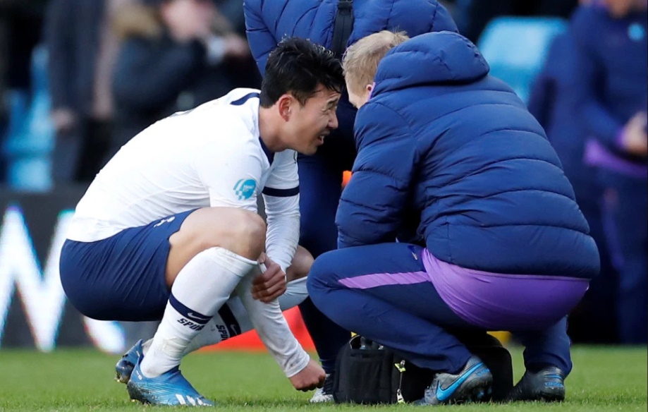 Son Heung-min facing ten games out with broken arm and will have surgery this week in huge blow to Tottenham - Bóng Đá
