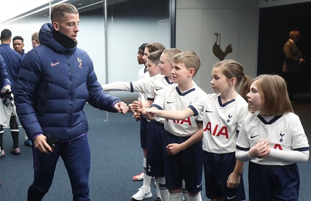 BTC Premier League đưa ra khuyến cáo đặc biệt dành cho các CĐV - Bóng Đá