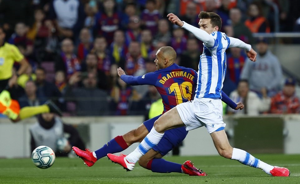 Barca 1-0 Real Sociedad: Messi đưa Blaugrana lên đỉnh La Liga - Bóng Đá