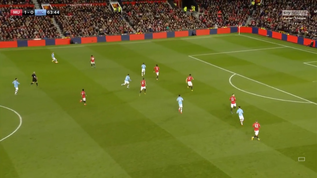 20 hình ảnh thú vị trận derby Manchester: 'Đam mê' United là bất diệt! - Bóng Đá