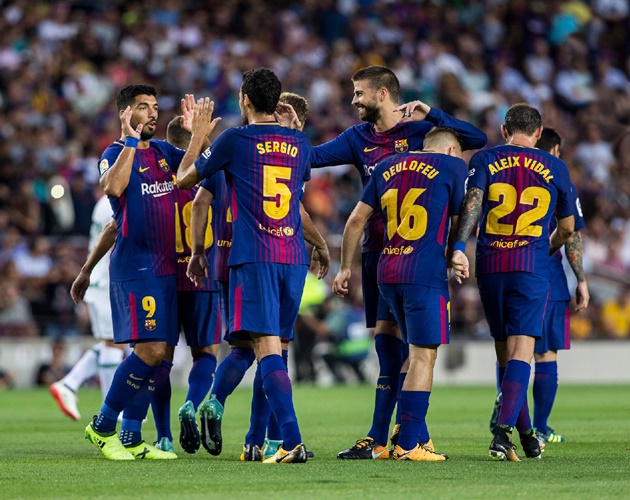 Ảnh bài viết Không cần Real, Barca tự thực hiện nghi thức ăn mừng