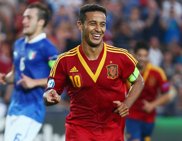 Ký ức tuổi thơ: Bệ phóng của các ngôi sao vươn tới World Cup (kỳ 1) - Bóng Đá