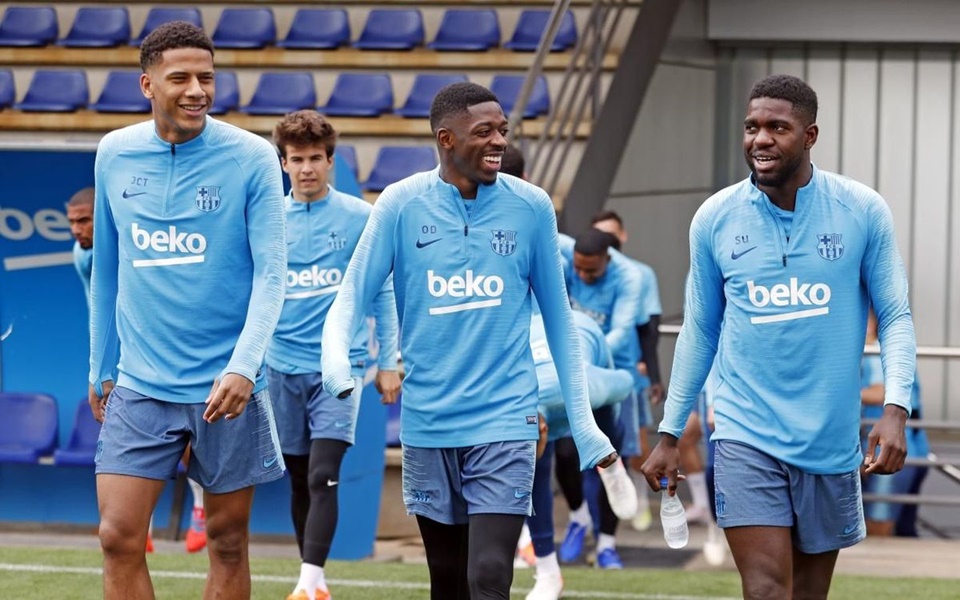 Barca tập - Bóng Đá