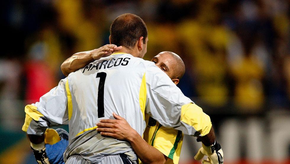 Legends and great strangers: Scolari chooses the best 11 of players he has directed - Bóng Đá