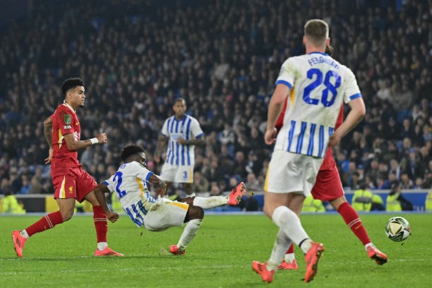 "Liverpool đã chơi xuất sắc nhưng Brighton xứng đáng được ghi nhận"