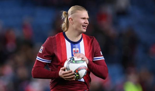 Phong độ hủy diệt của Haaland mang đến hy vọng cho Man City