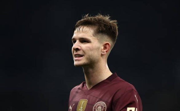 Man City cân nhắc chia tay sao trẻ