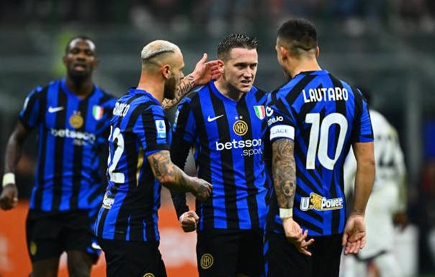 Điểm tựa sân nhà có thể giúp Inter vượt qua giai đoạn khó khăn