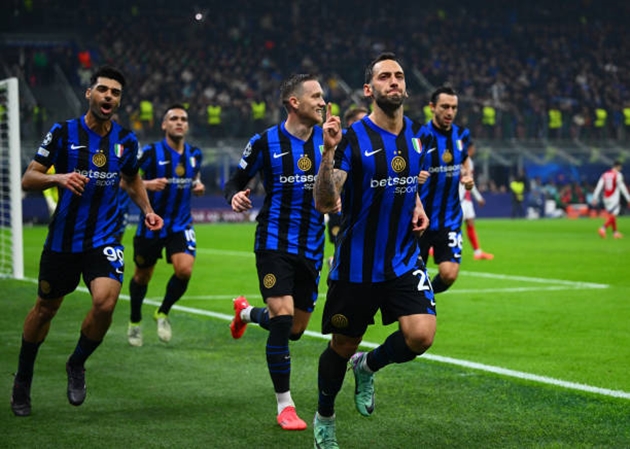 Inter 1-0 Arsenal: "Món quà" từ Merino; Nỗ lực bất thành của đội khách