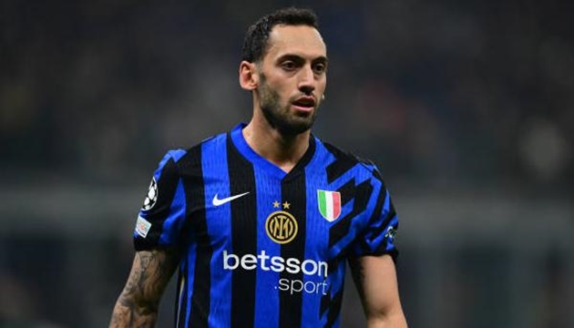 Man City bất ngờ quan tâm Calhanoglu