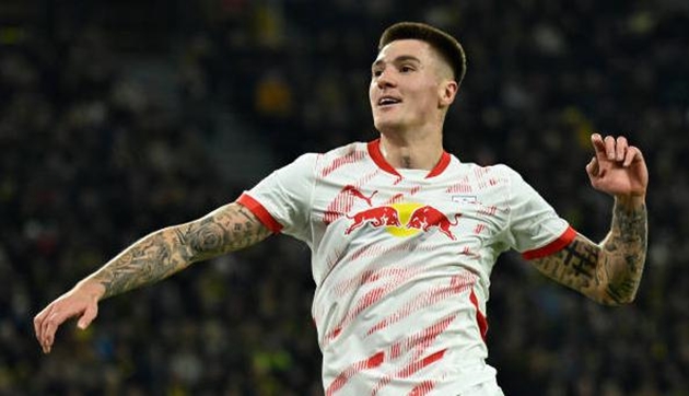 Chuyển nhượng tối 09/11: RB Leipzig có thể bán Sesko; Man City theo dõi Reijnders