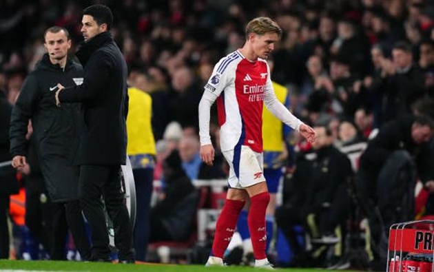 Arteta tiết lộ lý do rút Rice, Odegaard ra sớm ở trận đấu với Everton