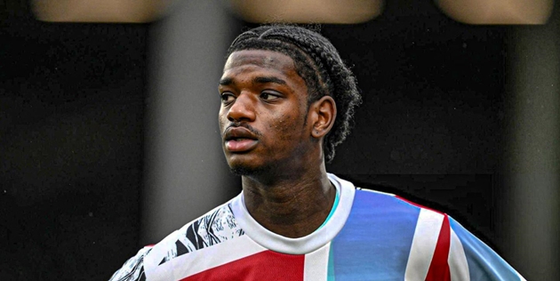 Napoli bất ngờ nhắm sao trẻ Arsenal