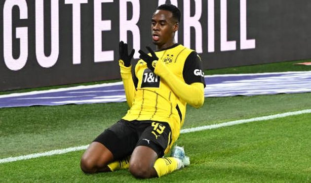 Chữ ký trị giá 50 triệu euro đẩy Luis Diaz khỏi Liverpool?