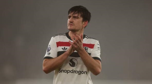 M.U thua đau, Maguire "cay cú" Wolves