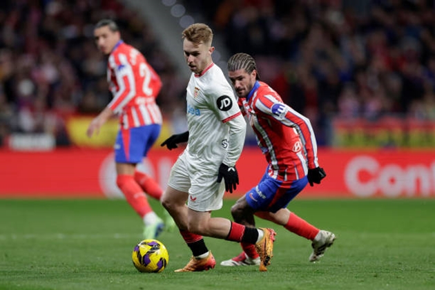 Atletico ngược dòng kịch tính trước Sevilla trên sân nhà