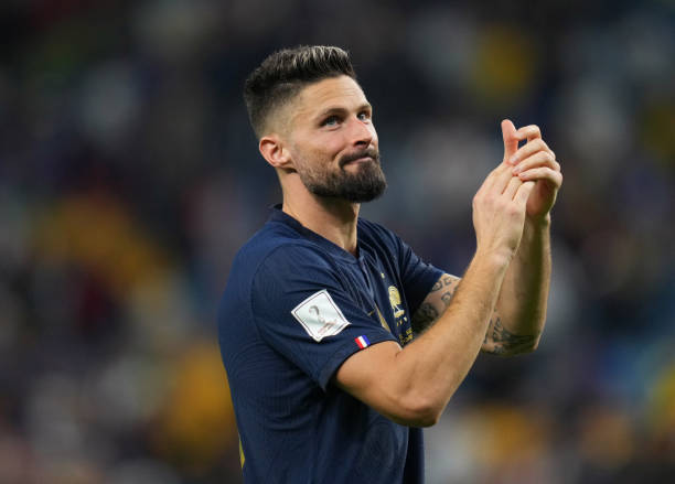 Giroud sắp chia tay tuyển Pháp