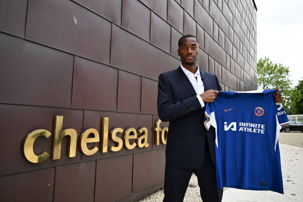 Không dự Champions League, Chelsea vẫn dư sức hút sao