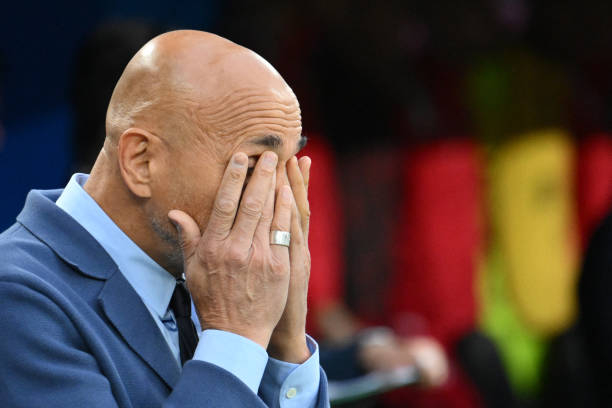 Italia thắng trận, Spalletti vẫn không hài lòng
