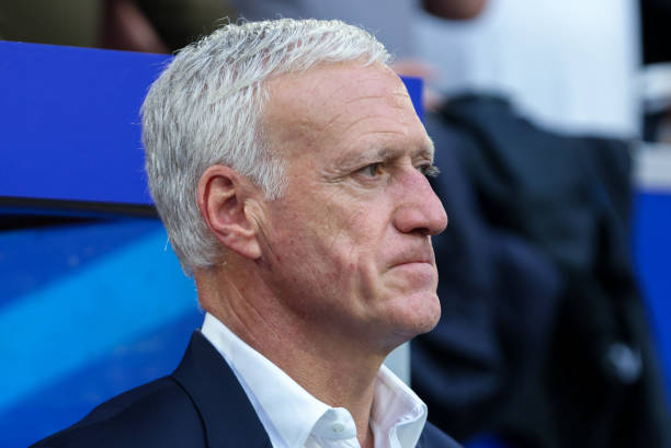 Ngả mũ trước những sắp xếp nhân sự của Deschamps