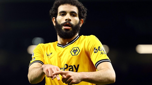 Ảnh bài viết Vượt mặt Liverpool, M.U tính lôi kéo Ait-Nouri