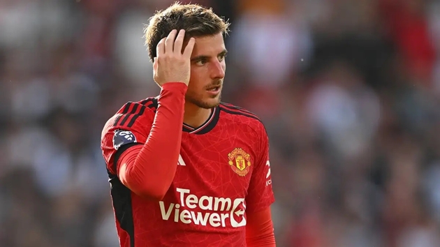 Ảnh bài viết Cựu sao M.U sốc với Mason Mount