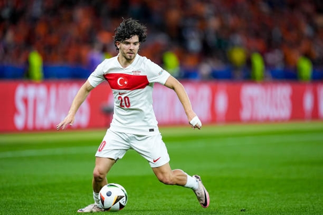Ảnh bài viết Arsenal có thêm đối thủ vụ Kadioglu