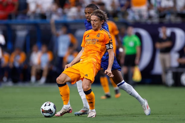 Ancelotti ra quyết định với Modric