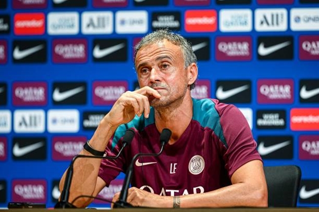 Luis Enrique dè chừng Le Havre