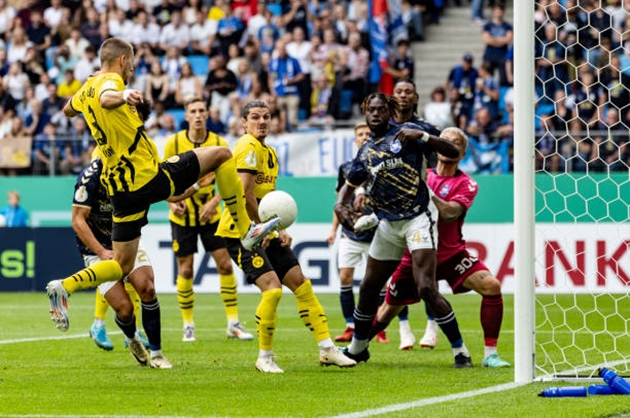 Chấm điểm Dortmund 4-1 Phoenix Lubeck; Leverkusen 2-2 Stuttgart (pen 4-3): Tân binh lên tiếng; Đẳng cấp nhà vua
