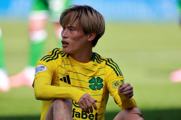 Celtic báo giá Furuhashi cho Man City 